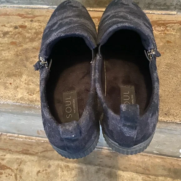 SOUL Naturalizer Black Camouflage Sneakers - Picture 7 of 8